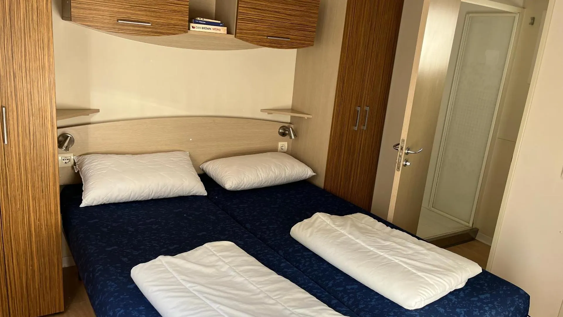 Chalet Camping River Italie Met 2 Slaapkamers Ameglia