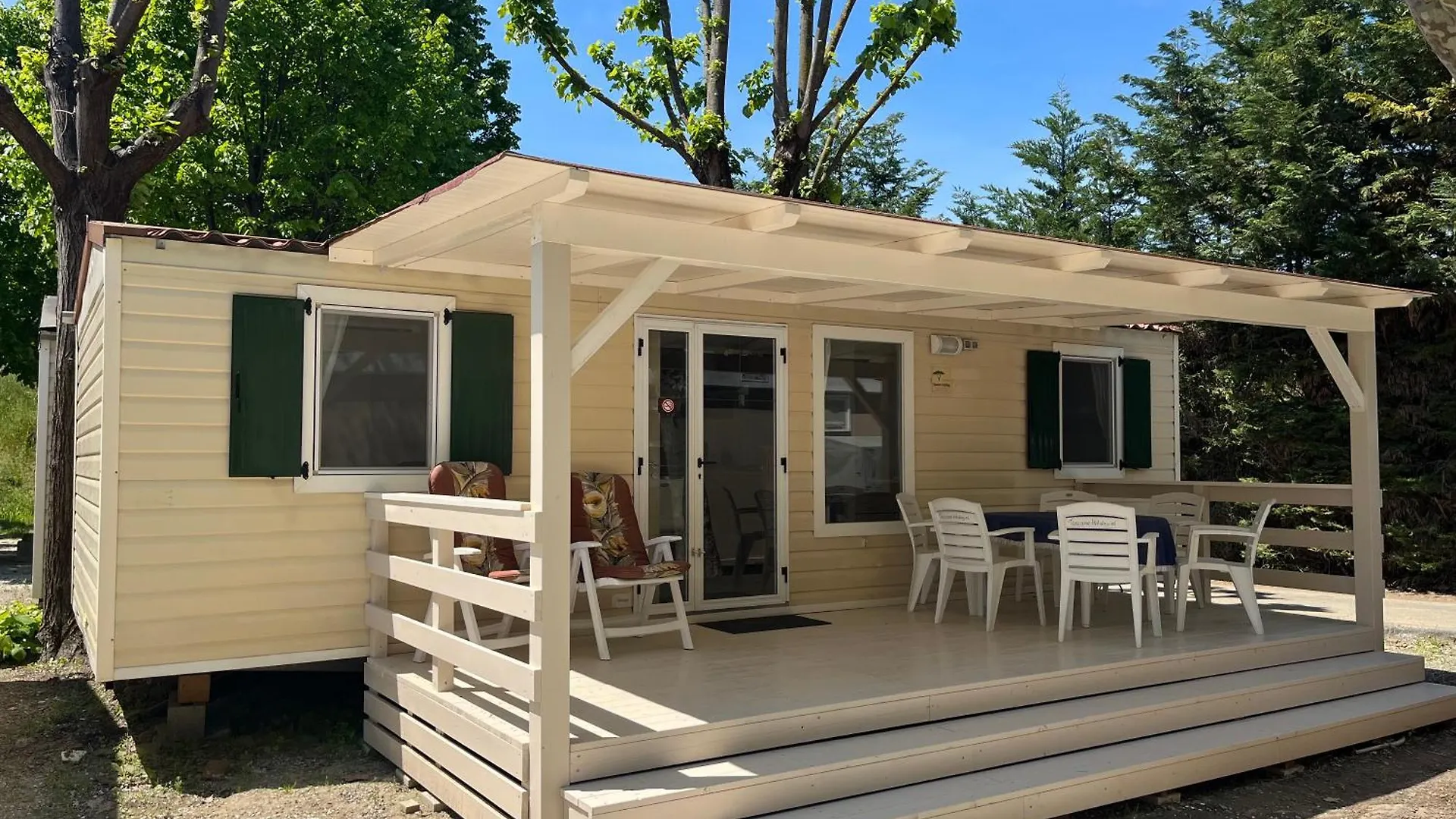 Chalet Camping River Italie Met 2 Slaapkamers location